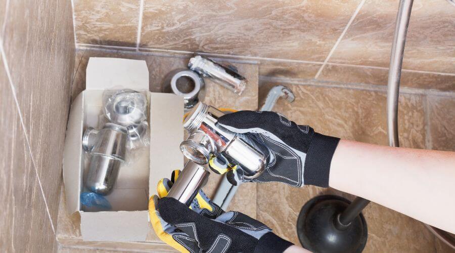Expert Emergency Roof Repairs services in Bedford, IN